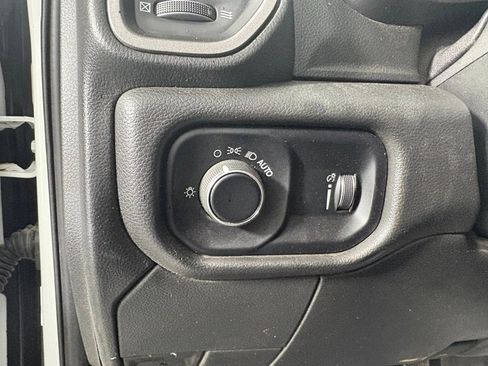 Used 2022 RAM 3500 Tradesman w/ Chrome Appearance Group image 13