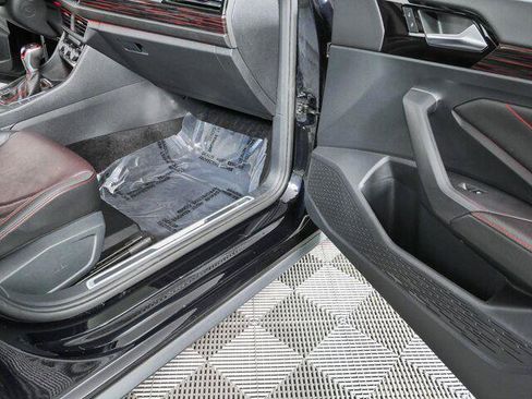 Used 2022 Volkswagen Jetta GLI Autobahn FWD image 32
