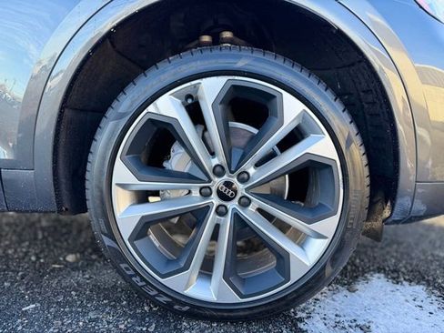 Used 2023 Audi Q5 2.0T Premium Plus w/ Premium Plus Package image 9