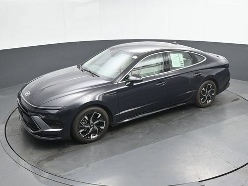 Used 2024 Hyundai Sonata SEL FWD image 35