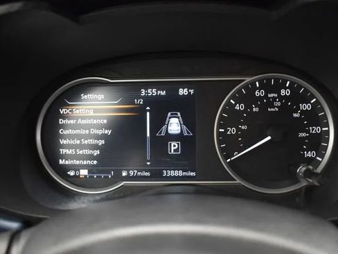 Used 2025 Nissan Versa SV FWD image 25