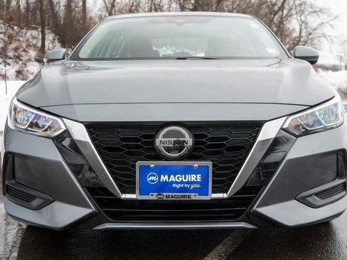 Used 2023 Nissan Sentra SV w/ Trunk Package image 3