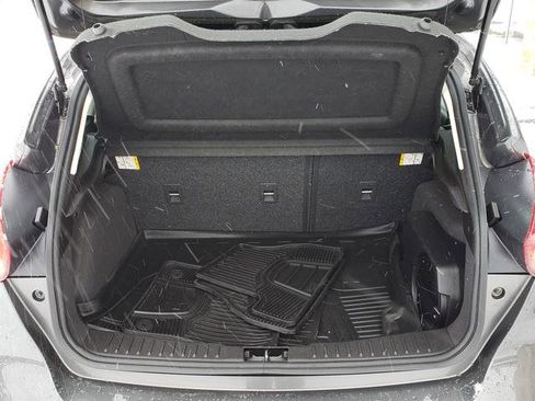 Used 2017 Ford Focus SEL w/ Cold Weather Package image 5