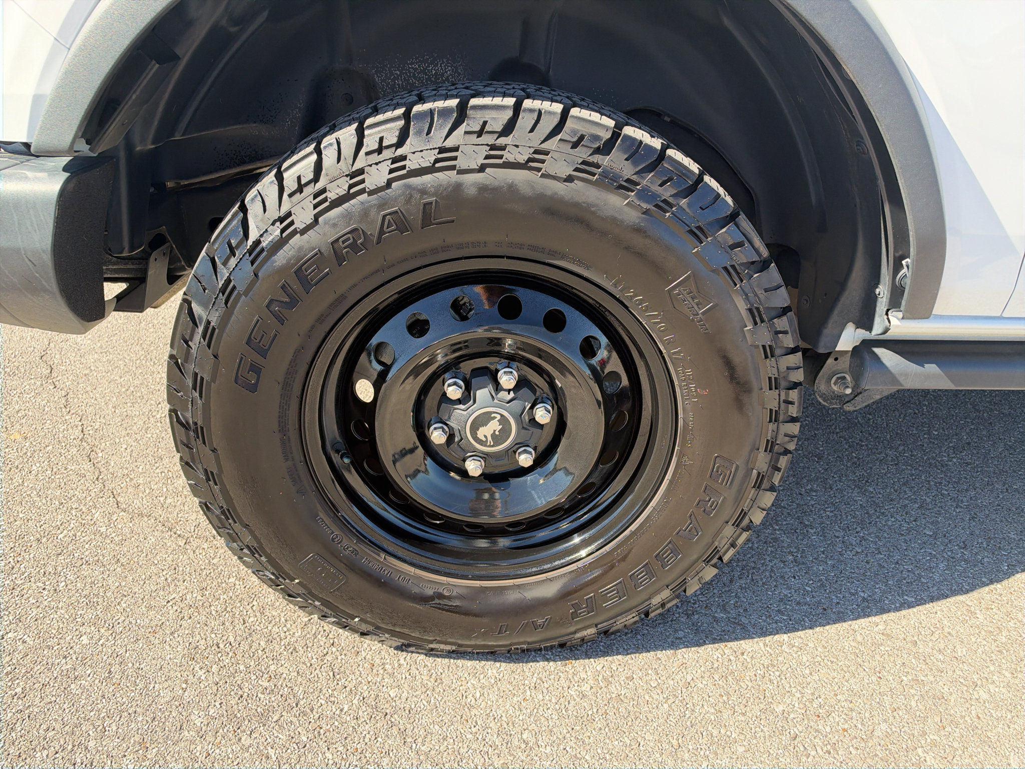 Certified 2023 Ford Bronco Black Diamond AWD/4WD image 28