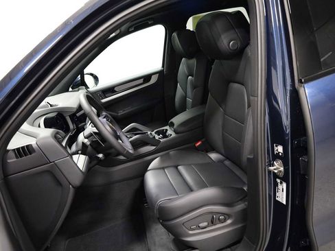 New 2026 Porsche Cayenne E-Hybrid AWD/4WD image 5