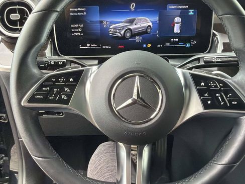 Certified 2025 Mercedes-Benz GLC 300 4MATIC image 26