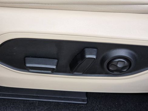Used 2022 Jeep Grand Cherokee L Limited RWD image 28