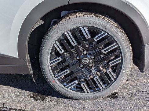 New 2026 Nissan Leaf Platinum+ w/ Cargo Package (Platinum+) image 24