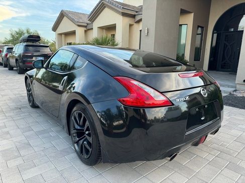 Used 2013 Nissan 370Z Touring image 3