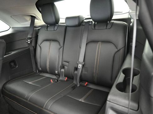 Used 2026 MAZDA CX-90 3.3 Turbo w/ Select Package AWD/4WD image 30