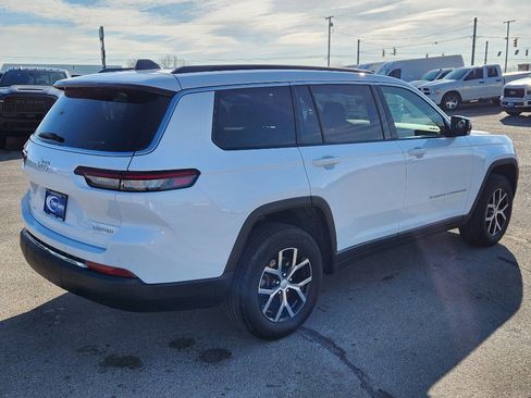 Used 2025 Jeep Grand Cherokee L Limited AWD/4WD image 6