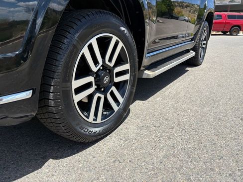Used 2016 Toyota 4Runner Limited AWD/4WD image 14