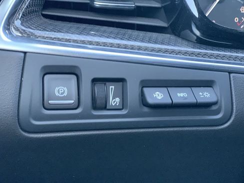 Certified 2023 Cadillac XT5 Sportv w/ Technology Package image 15