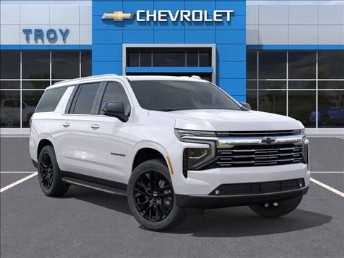 New 2025 Chevrolet Suburban Premier AWD/4WD image 7