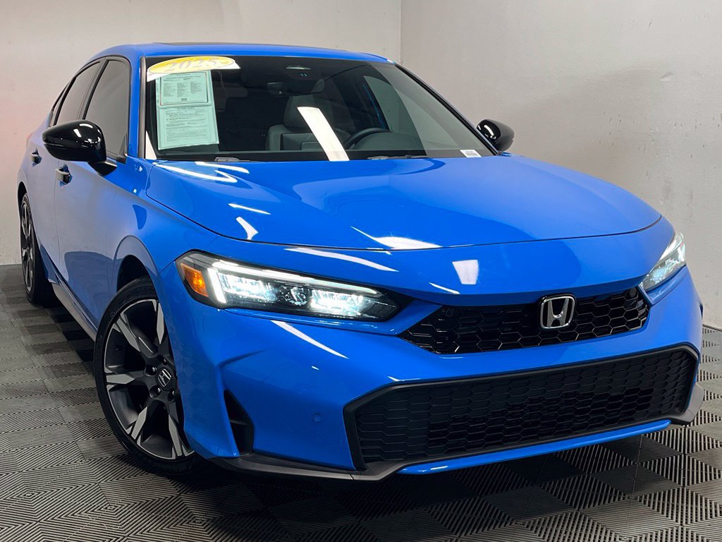 Used 2025 Honda Civic Sport Touring image 1
