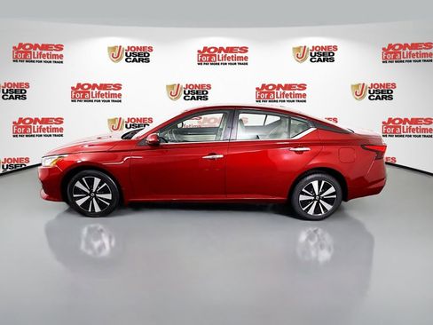 Used 2022 Nissan Altima 2.5 SV AWD/4WD image 12