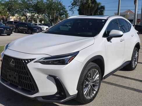 Used 2022 Lexus NX 350 AWD image 2