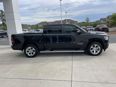Used 2022 RAM 1500 Big Horn AWD/4WD image 5