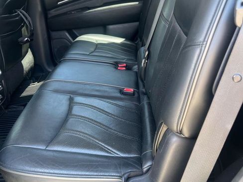 Used 2013 INFINITI JX35 AWD w/ Premium Pkg image 9
