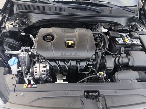 Certified 2022 Kia Forte LXS w/ LXS Technology Package image 24