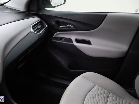 Used 2019 Chevrolet Equinox LS image 21