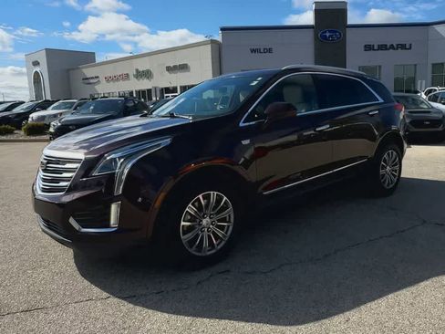 Used 2017 Cadillac XT5 Luxury w/ Driver Awareness Package image 4