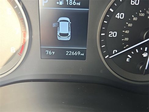 Used 2021 Hyundai Tucson Limited image 28