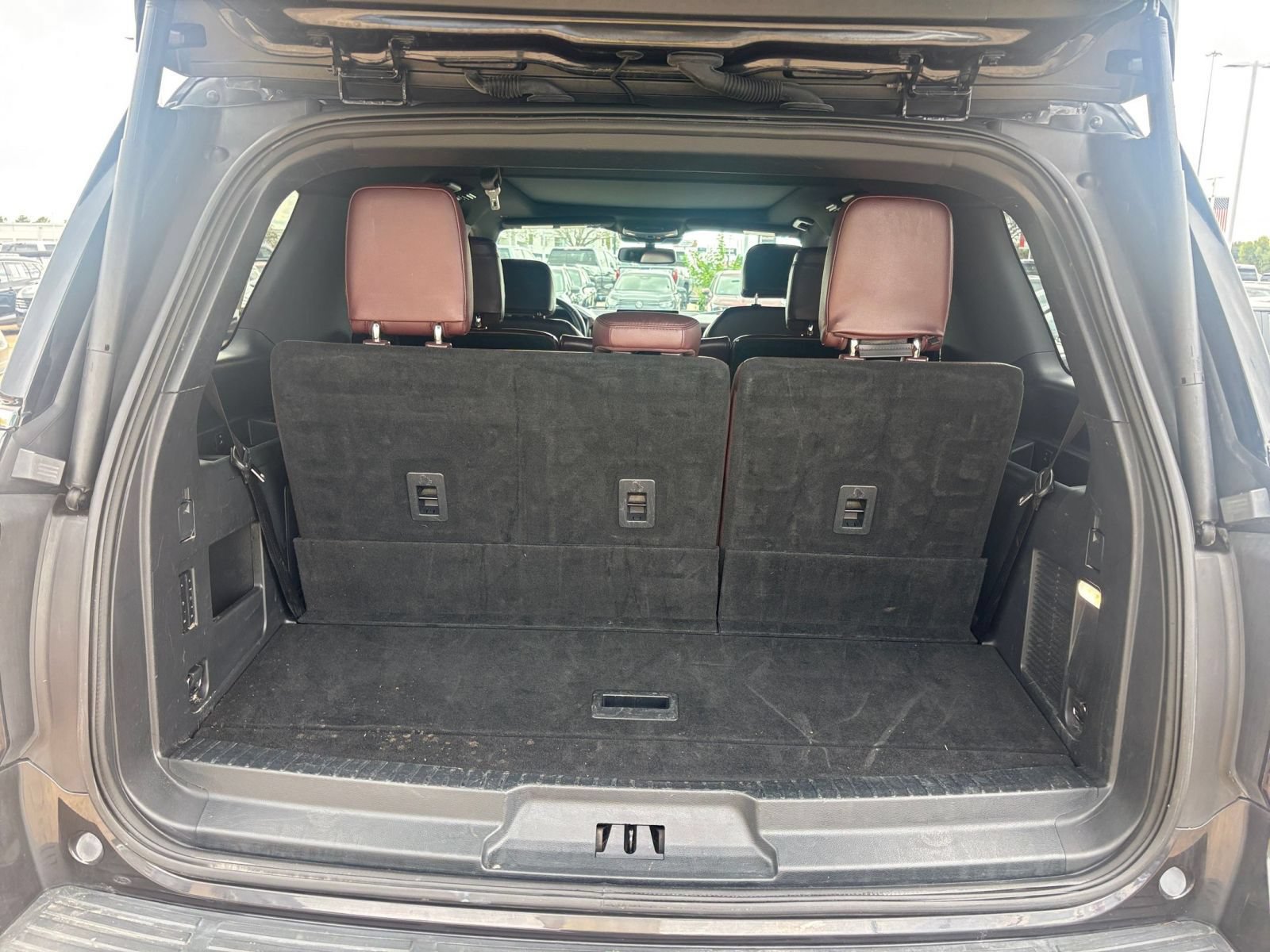 Used 2024 Ford Expedition Limited RWD image 35