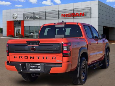 Used 2025 Nissan Frontier PRO-4X image 5