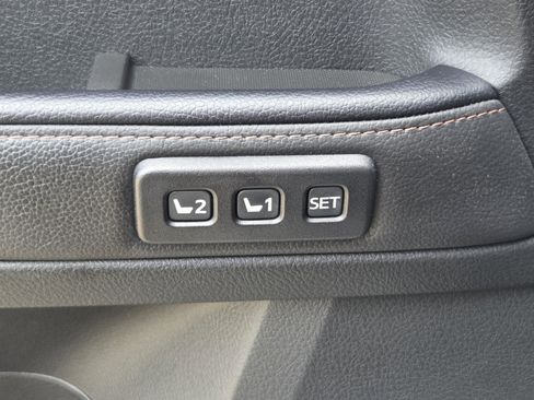 Used 2024 Toyota 4Runner Limited RWD image 29