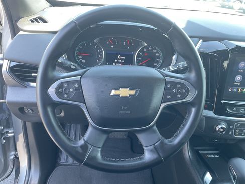 Used 2023 Chevrolet Traverse LT AWD/4WD image 10
