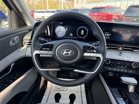 New 2026 Hyundai Elantra Limited image 11