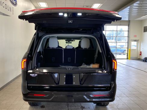 New 2026 Lincoln Navigator L Black Label image 7
