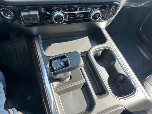 New 2026 GMC Sierra 1500 Elevation w/ Elevation Premium Package AWD/4WD image 29