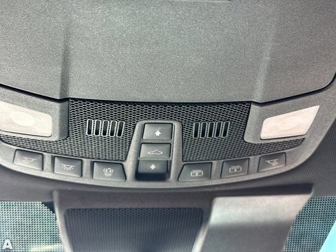 Used 2019 Ford F150 Platinum w/ Technology Package AWD/4WD image 32