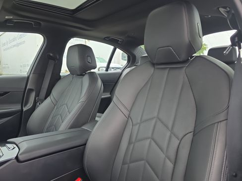 Used 2025 BMW 530i w/ Premium Package image 28