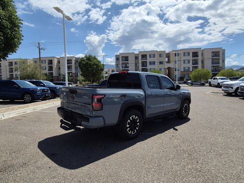 Used 2024 Nissan Frontier PRO-4X w/ Pro Convenience Package AWD/4WD image 5