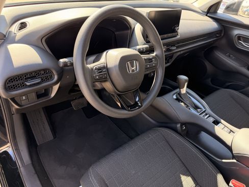 Certified 2023 Honda HR-V LX image 13