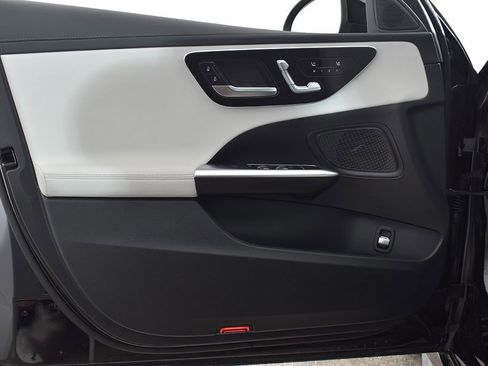 Certified 2026 Mercedes-Benz C 300 4MATIC Sedan image 11