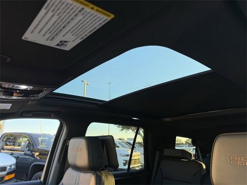 New 2026 Chevrolet Tahoe High Country image 22