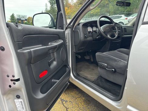 Used 2003 Dodge Ram 1500 Truck ST image 13