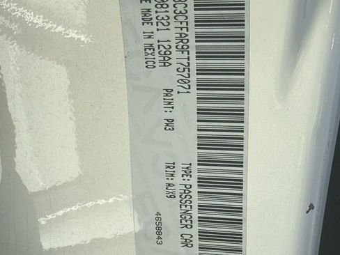 Used 2015 FIAT 500 Pop image 12