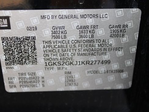 Used 2019 GMC Yukon XL SLT w/ Graphite Performance Edition image 9