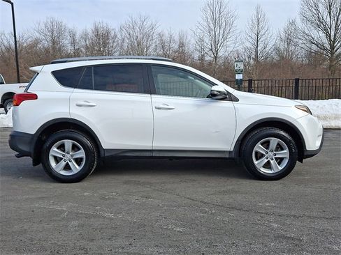 Used 2014 Toyota RAV4 XLE image 8