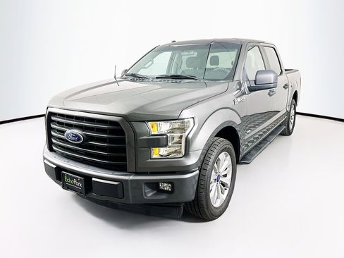Used 2017 Ford F150 XL w/ Equipment Group 101A Mid image 3