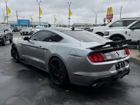 Used 2021 Ford Mustang Shelby GT500 w/ Technology Package image 8