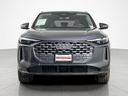 Used 2025 Audi Q5 Premium w/ Convenience Package AWD/4WD image 8