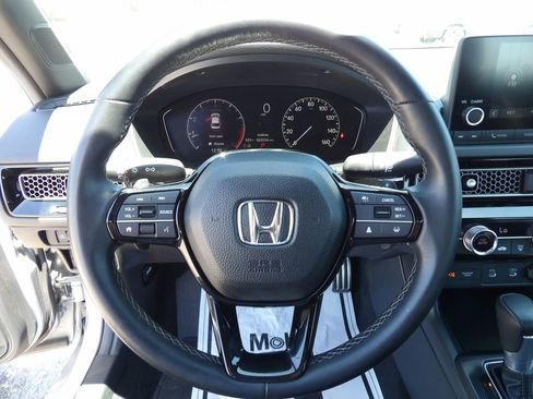 Used 2025 Honda Civic Sport image 13