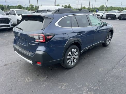 Used 2024 Subaru Outback Limited AWD/4WD image 4