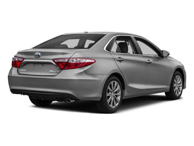 Used 2017 Toyota Camry XLE w/ Moonroof Package FWD image 2